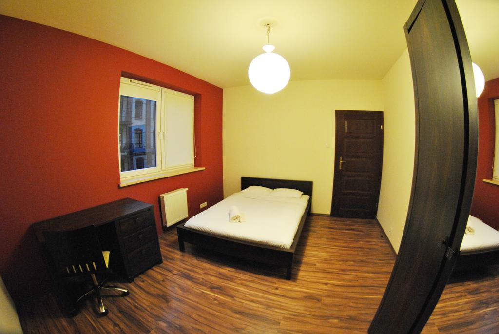 Royal Apartments - Apartamenty Inowroclawska Breslávia Quarto foto