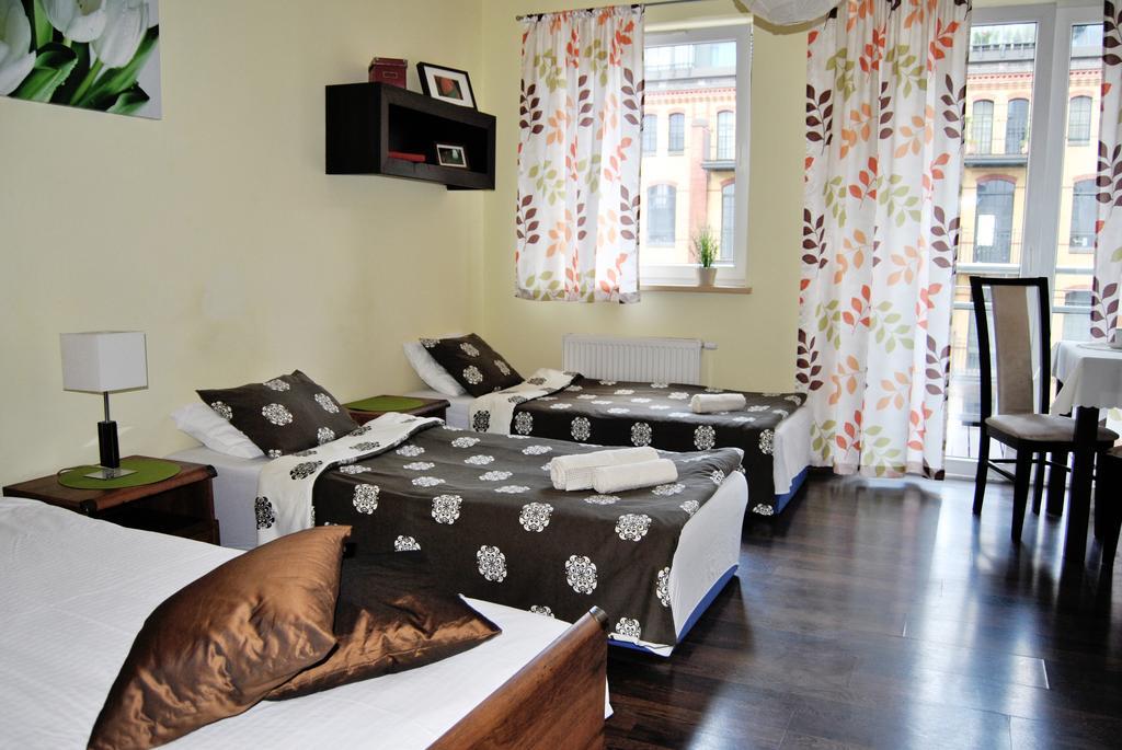 Royal Apartments - Apartamenty Inowroclawska Breslávia Quarto foto