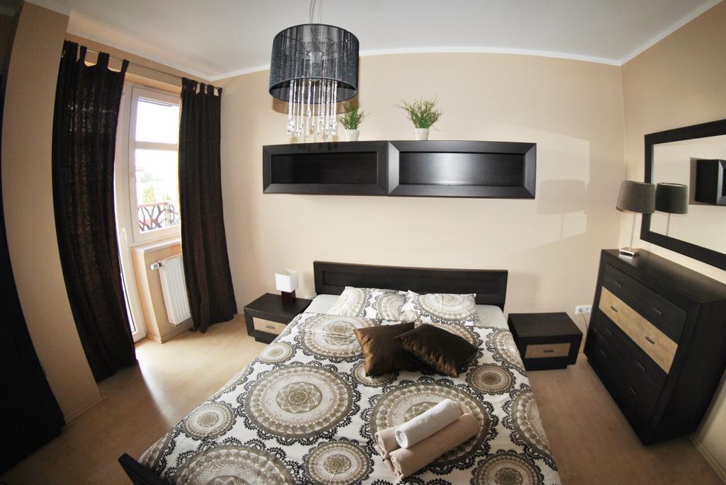 Royal Apartments - Apartamenty Inowroclawska Breslávia Quarto foto